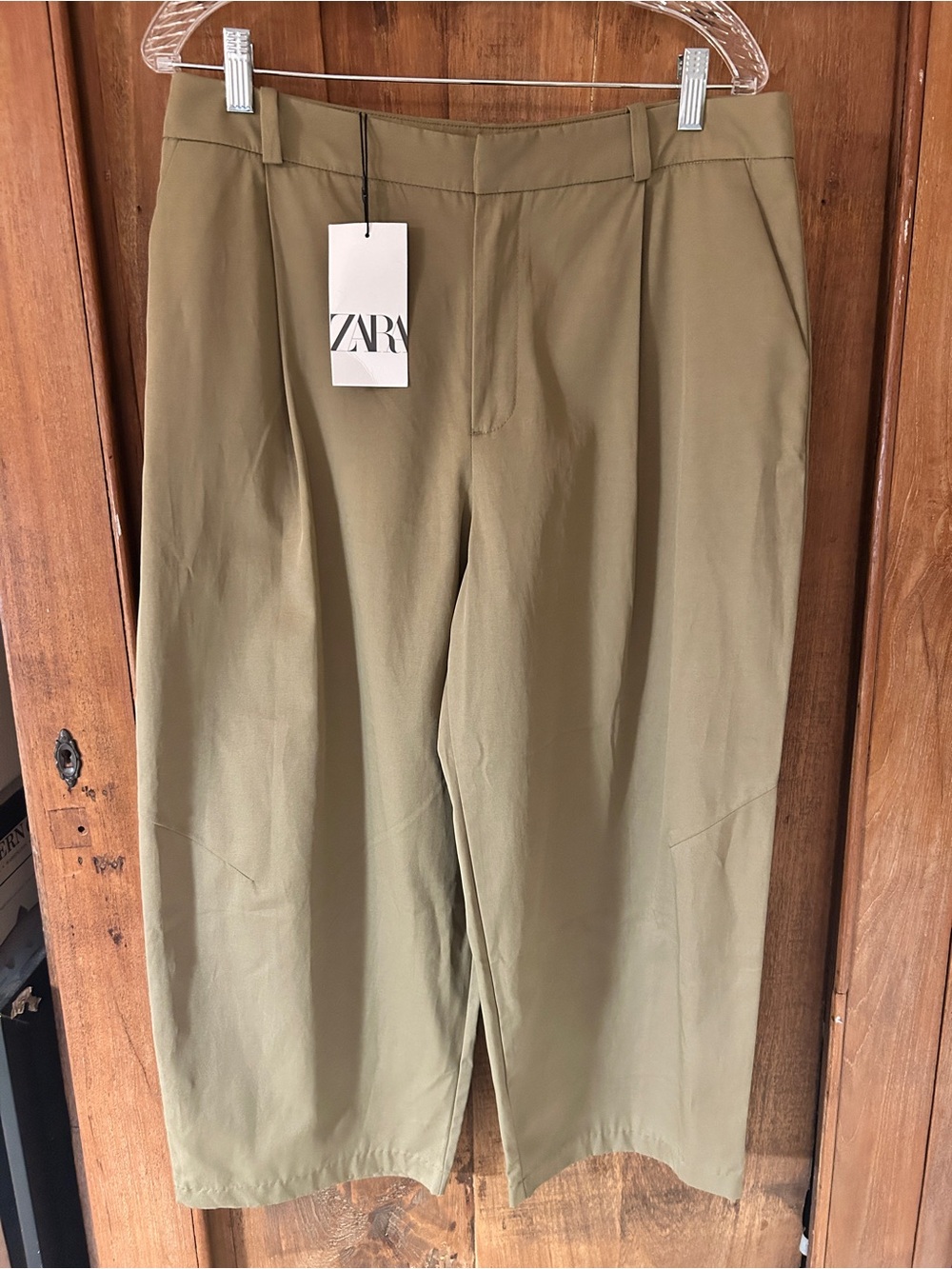 NWT ZARA olive barrel leg cropped pants